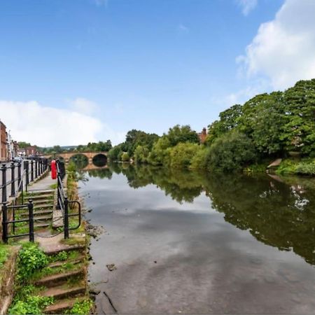Zeppelin House - Riverside 18Th Century Townhouse Villa Bewdley Bagian luar foto