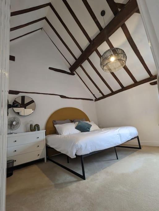Zeppelin House - Riverside 18Th Century Townhouse Villa Bewdley Bagian luar foto