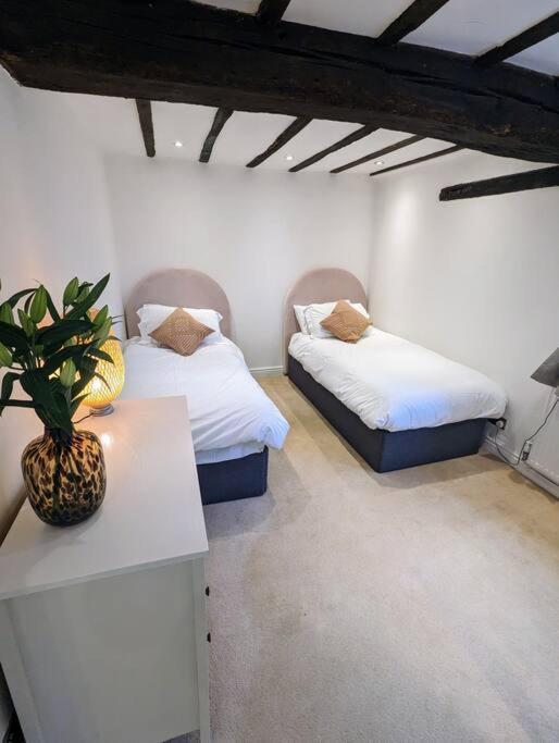 Zeppelin House - Riverside 18Th Century Townhouse Villa Bewdley Bagian luar foto
