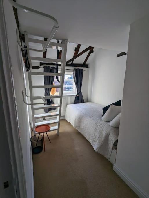 Zeppelin House - Riverside 18Th Century Townhouse Villa Bewdley Bagian luar foto